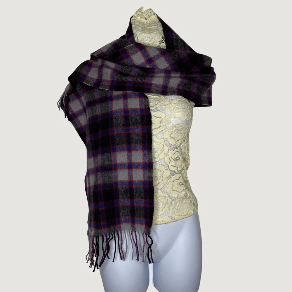 Clans Scotland Scarf Grey Plaid 100% Lambswool Fringed Winter Neckwear